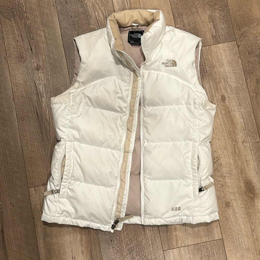 Women’s north face puffer vest